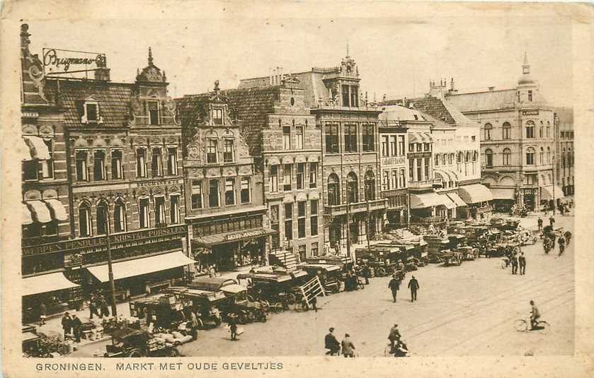 Groningen Markt met Oude Geveltjes