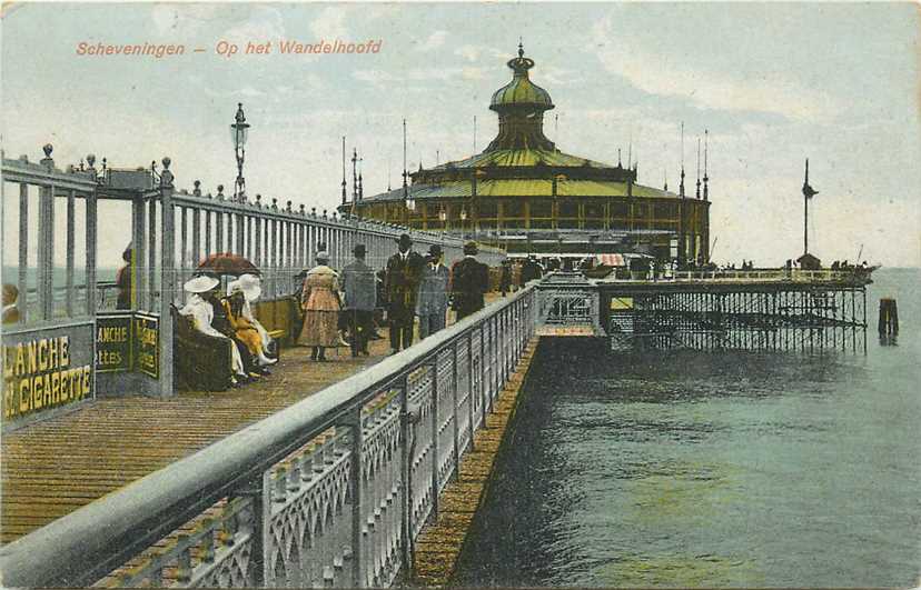 Scheveningen Op het Wandelhoofd