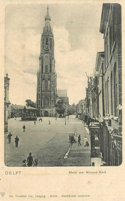 Delft Markt met Nieuwe Kerk