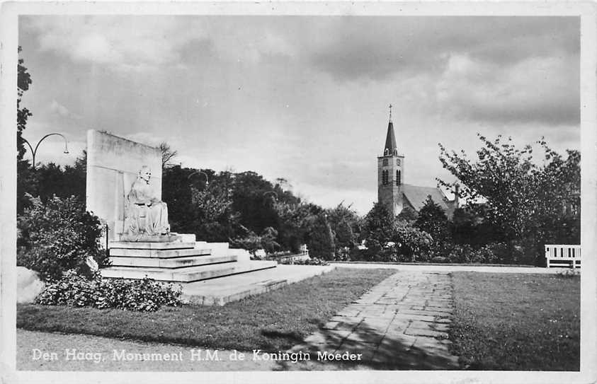 Den Haag Monument de Koningin Moeder