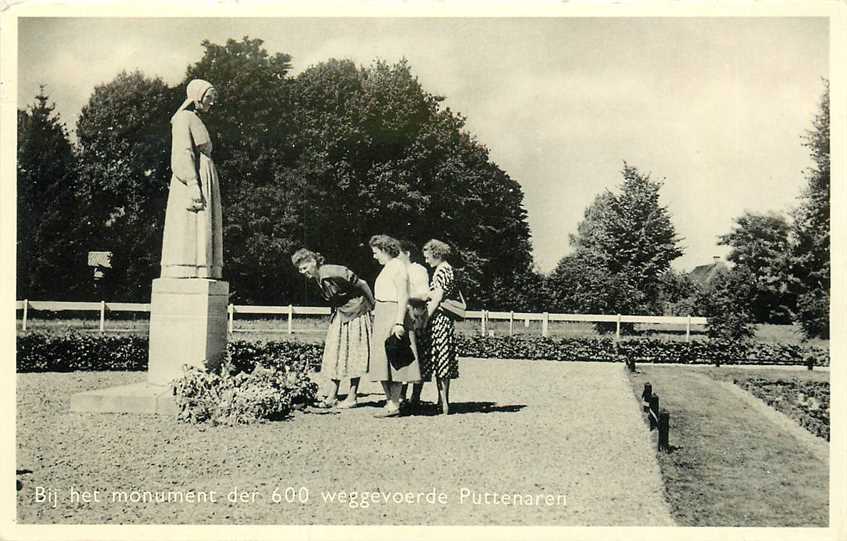 Putten Bij het monument der 600 weggevoerde Puttenaren