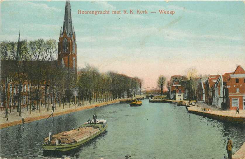 Weesp Heerengracht met Kerk