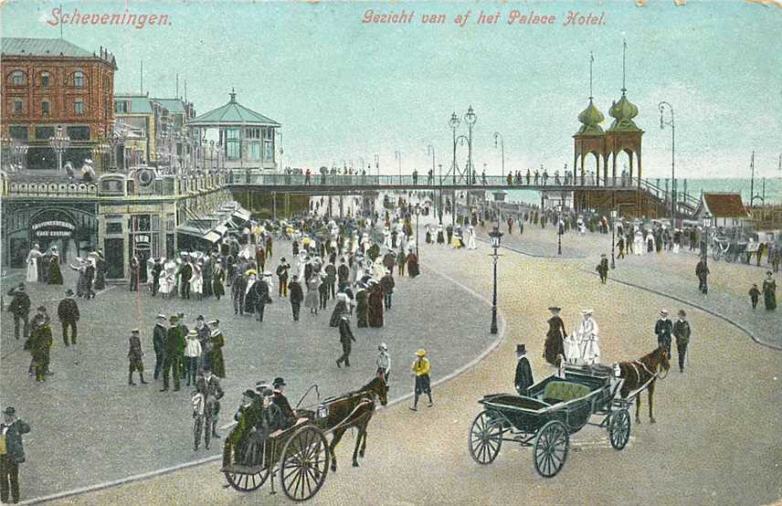 Scheveningen Gezicht van af het Palace Hotel