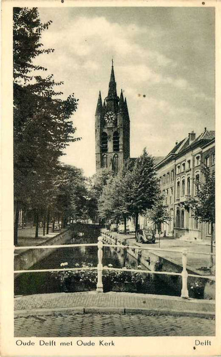 Delft Oude Delft met Oude Kerk