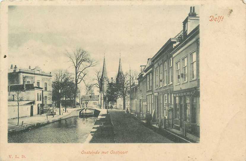 Delft Oosteinde met Oostpoort