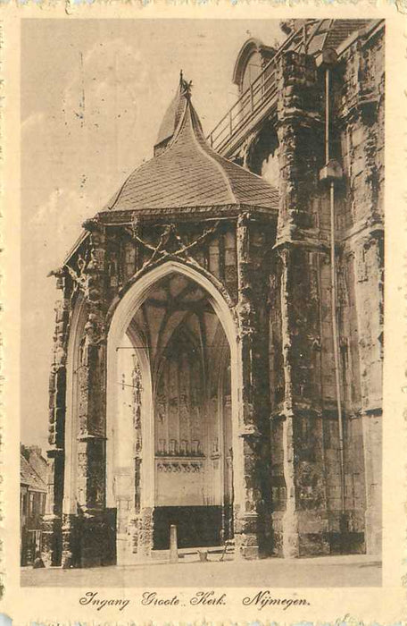 Nijmegen Ingang grote Kerk