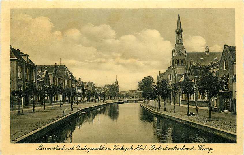 Weesp Nieuwstad met Oudegracht