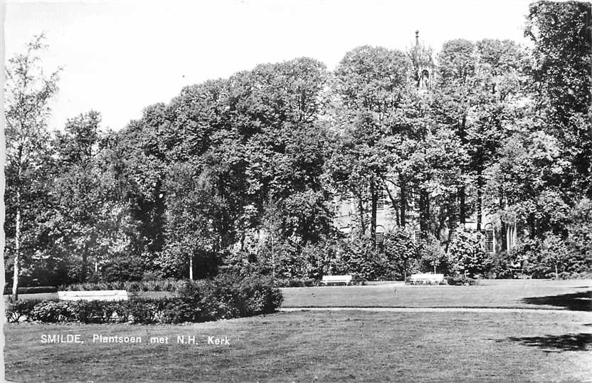 Smilde Plantsoen met Kerk