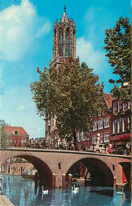 Utrecht Oude Gracht met Dom