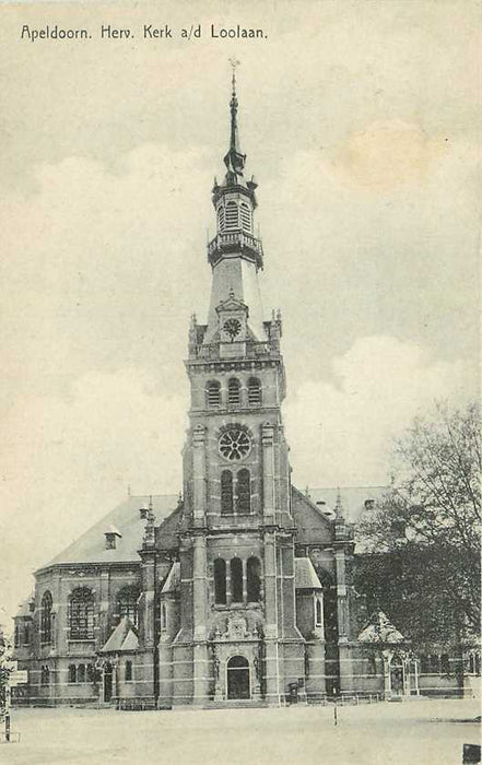 Apeldoorn Kerk ad Loolaan