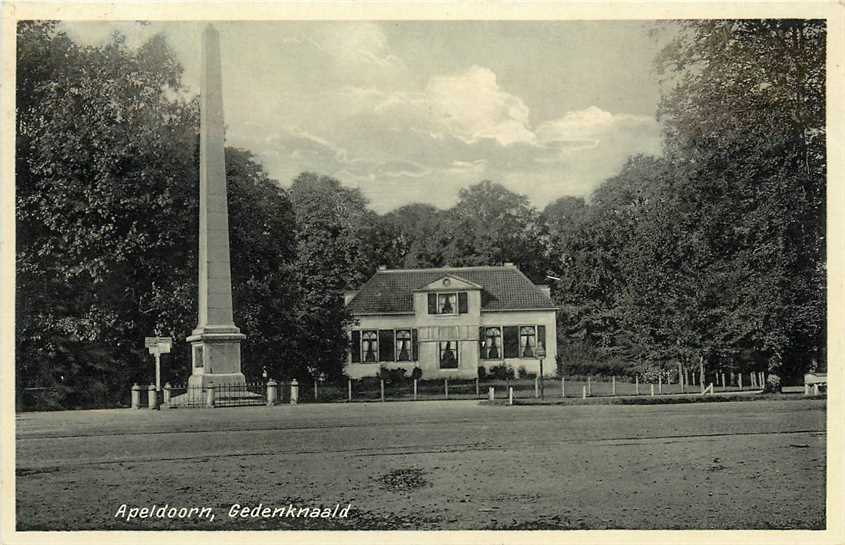 Apeldoorn Gedenknaald