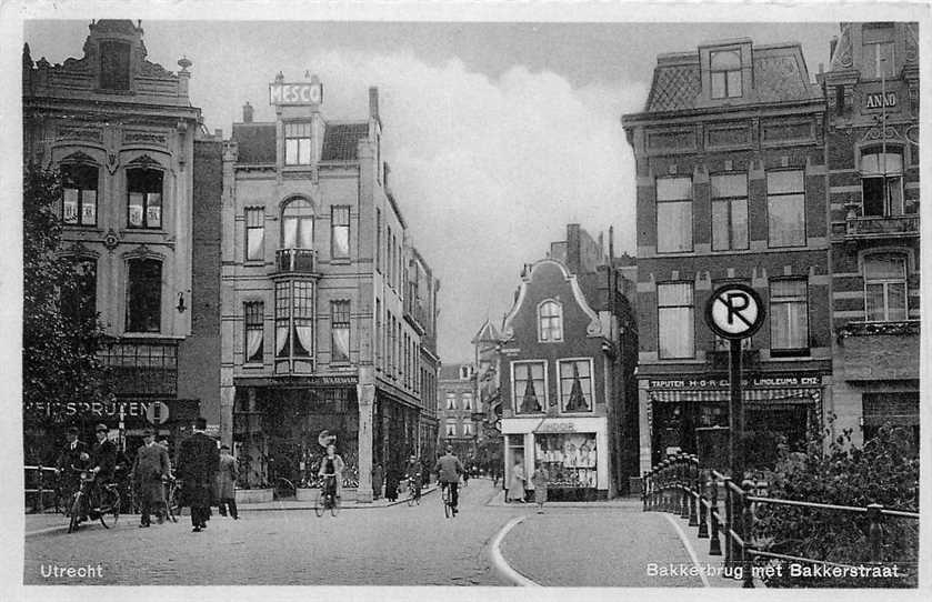 Utrecht Bakkerbrug met Bakkerstraat