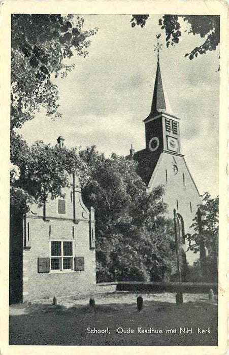 Schoorl Oude Raadhuis met Kerk