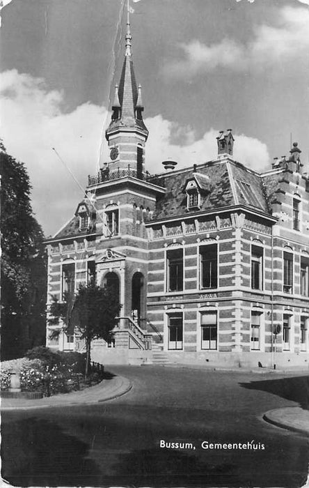 Bussum Gemeentehuis