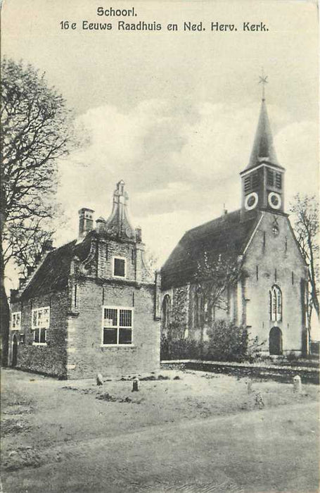 Schoorl Raadhuis en Kerk