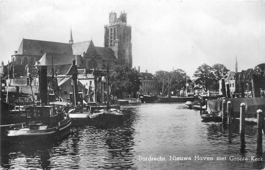 Dordrecht Nieuwe Haven met Groote Kerk