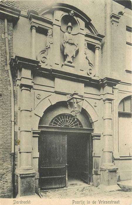 Dordrecht Poortje in de Vriesestraat