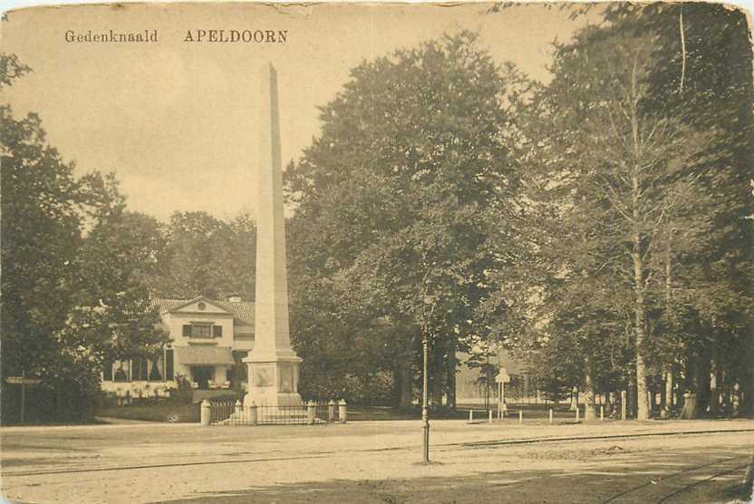 Apeldoorn Gedenknaald