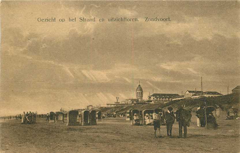 Zandvoort Gezicht op het strand