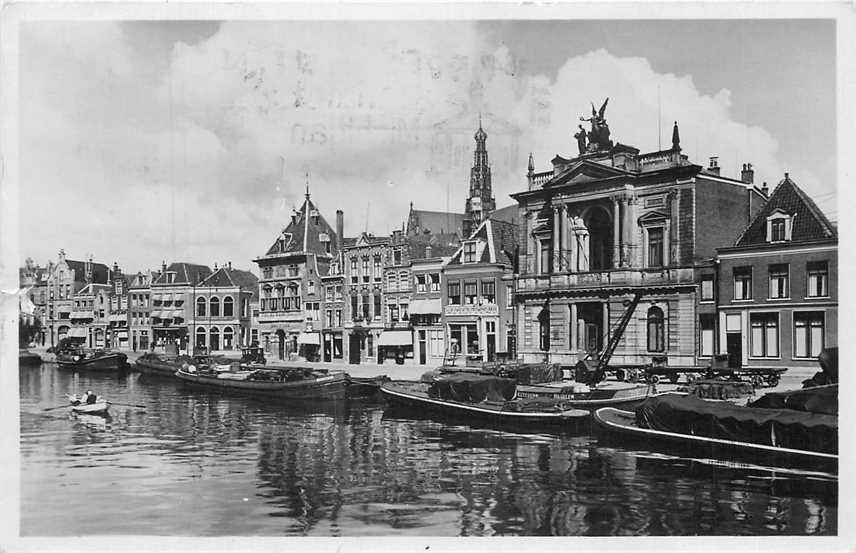 Haarlem Spaarne met Waag en Teylerstichting