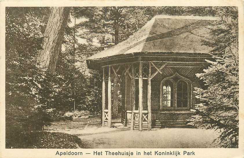 Apeldoorn Het Theehuisje in het Koninklijk Park