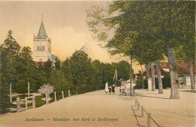 Apeldoorn Hoofdstr met Kerk te Beekbergen