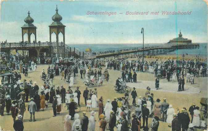 Scheveningen Boulevard met Wandelhoofd