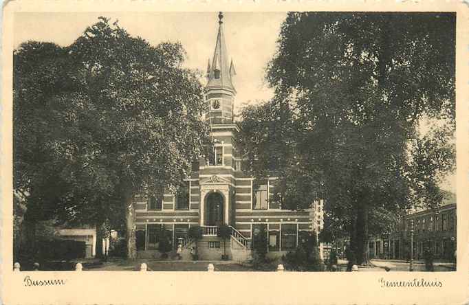 Bussum Gemeentehuis