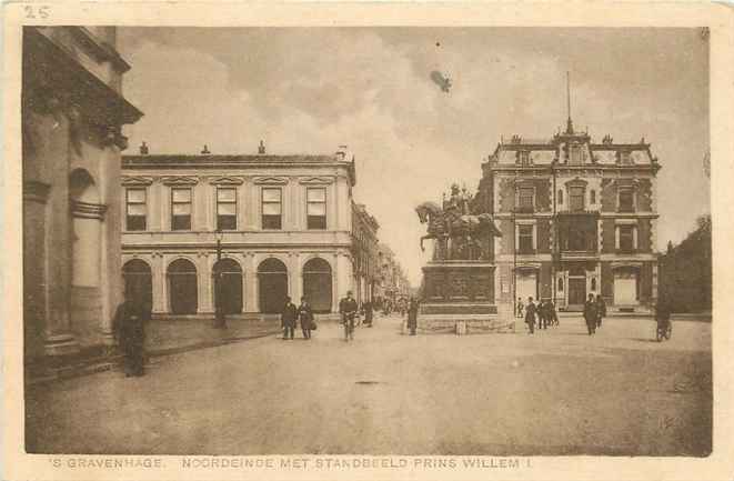 Den Haag Noordeinde met Standbeeld Prins Willem I