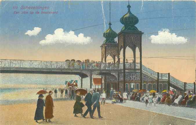 Scheveningen Een zitje op de boulevard