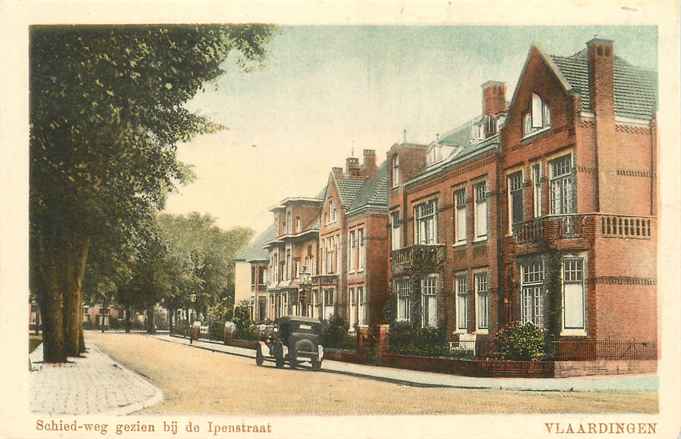 Vlaardingen Schied weg gezien bij de Ipenstraat