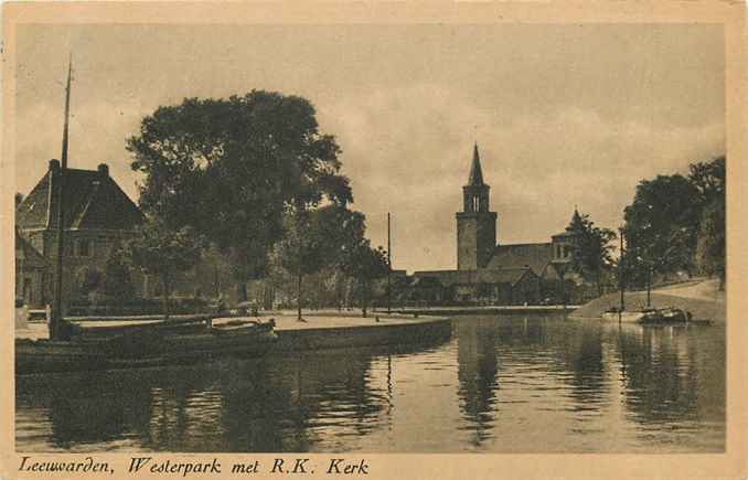 Leeuwarden Westerpark met Kerk