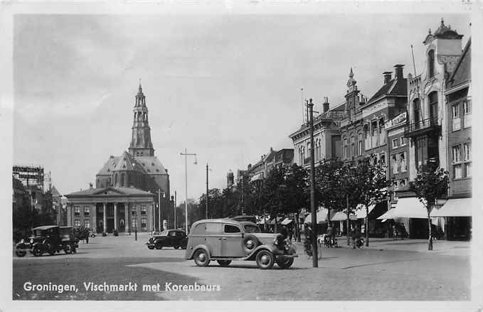 Groningen Vischmarkt met Korenbeurs