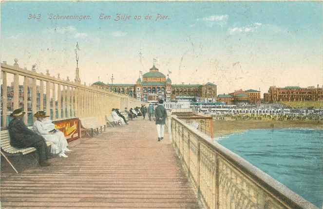 Scheveningen Een zitje op de Pier