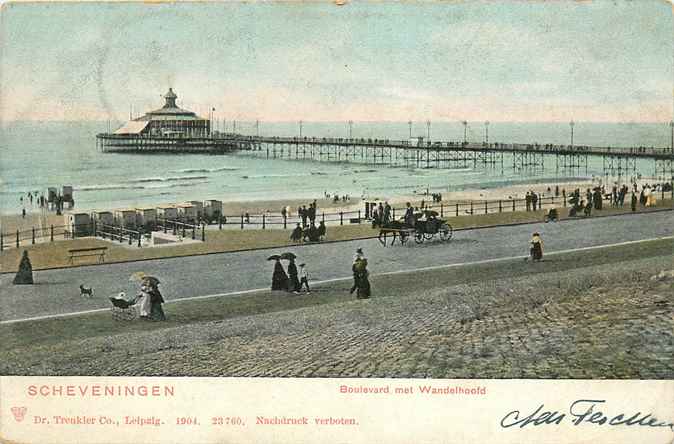 Scheveningen Boulevard met Wandelhoofd