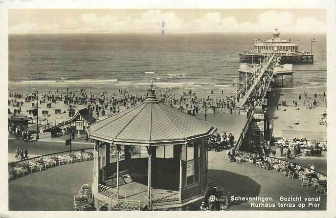 Scheveningen Gezicht vanaf Kurhaus terras op Pier