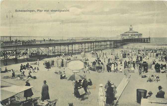 Scheveningen Pier met strandgezicht