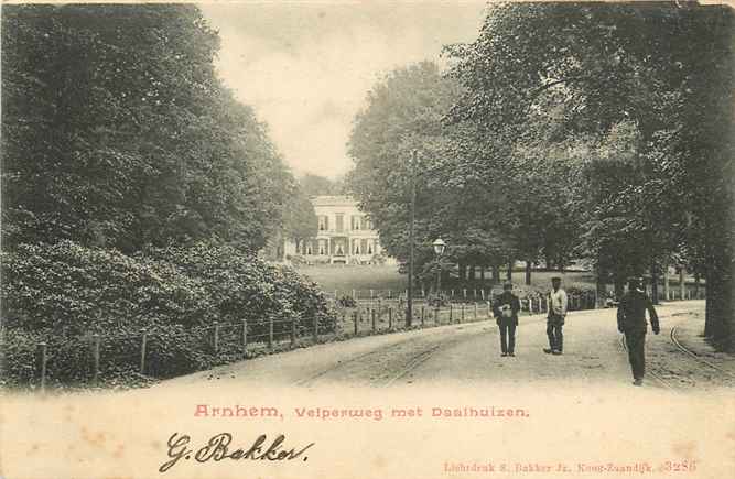 Arnhem Velperweg met Daalhuizen