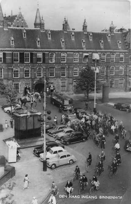 Den Haag ingang Binnenhof