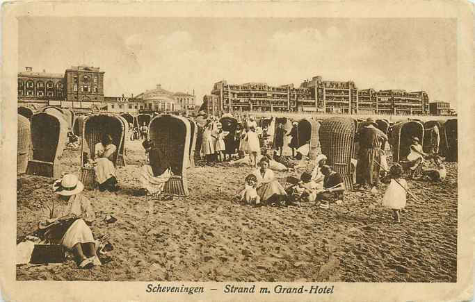 Scheveningen Strand m Grand hotel