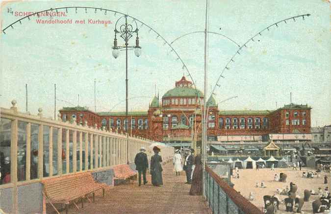 Scheveningen Wandelhoofd met Kurhaus