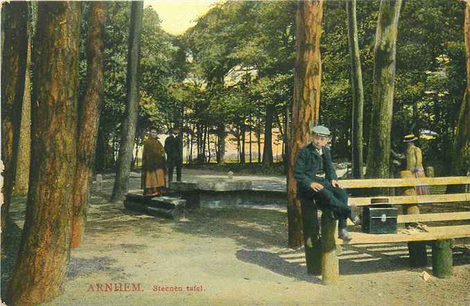 Arnhem Steenen Tafel