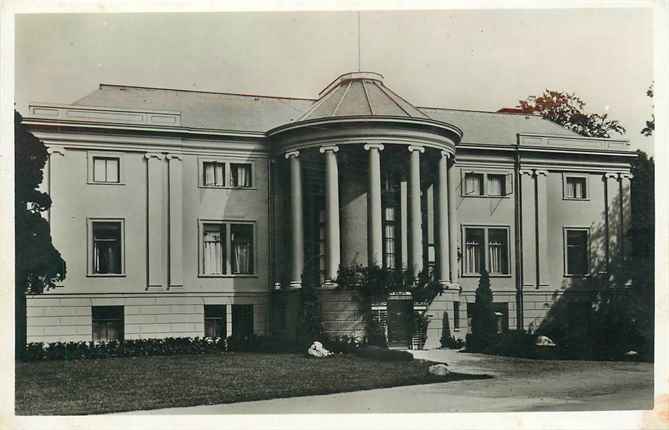 Utrecht Hoofdkantoor en Museum van het staatsbosbeheer