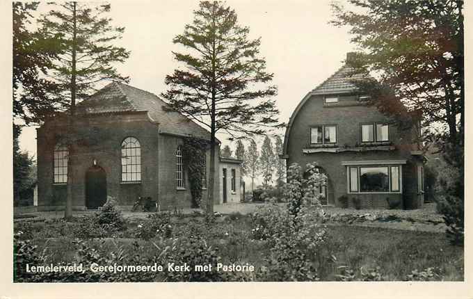 Lemelerveld Kerk met Pastorie