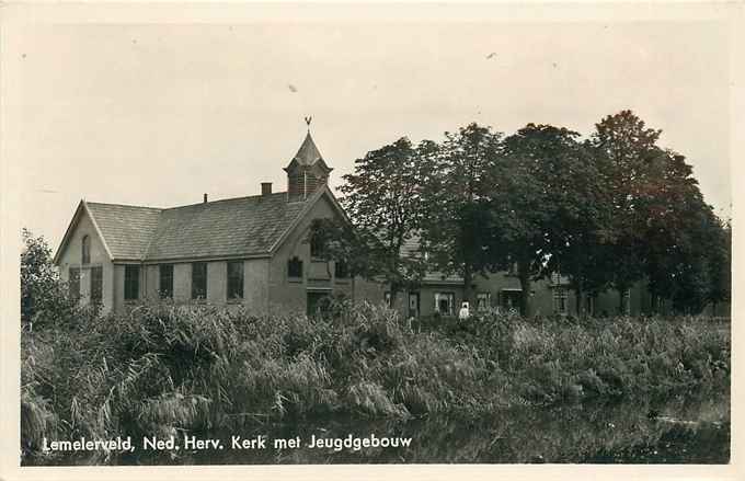 Lemelerveld Kerk met Jeugdgebouw