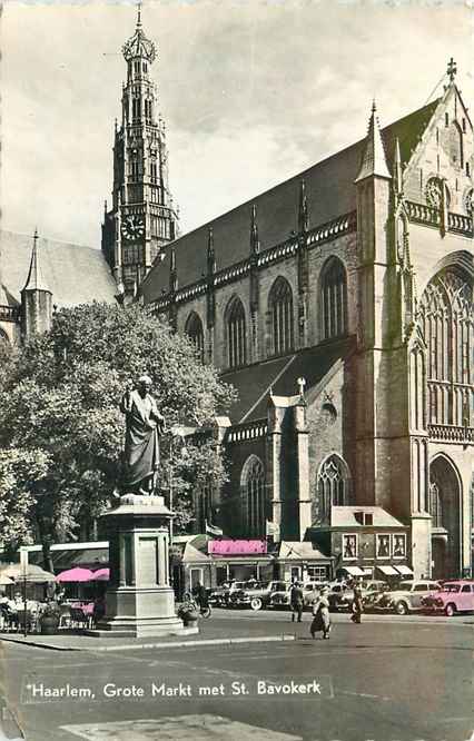 Haarlem Grote Markt met St Bavokerk