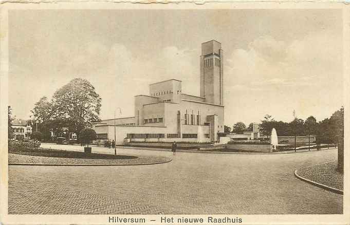 Hilversum het nieuwe Raadhuis