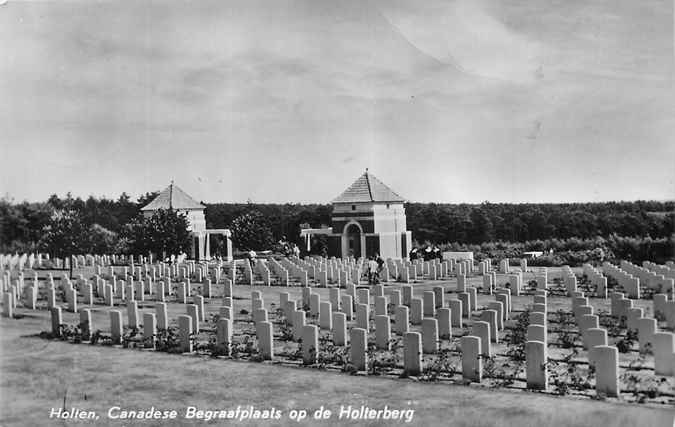 Holten Canadese Begraafplaats op de Holterberg