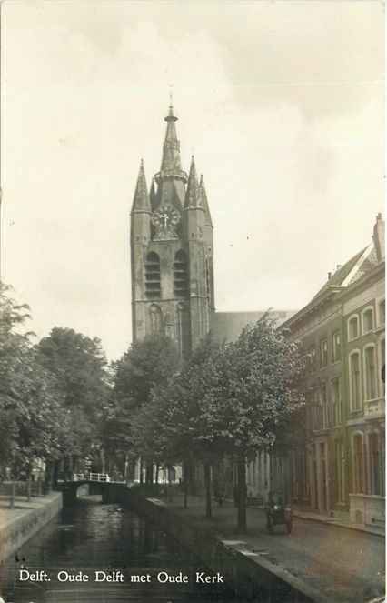 Delft Oude Delft met Oude Kerk