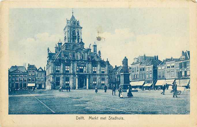 Delft Markt met Stadhuis